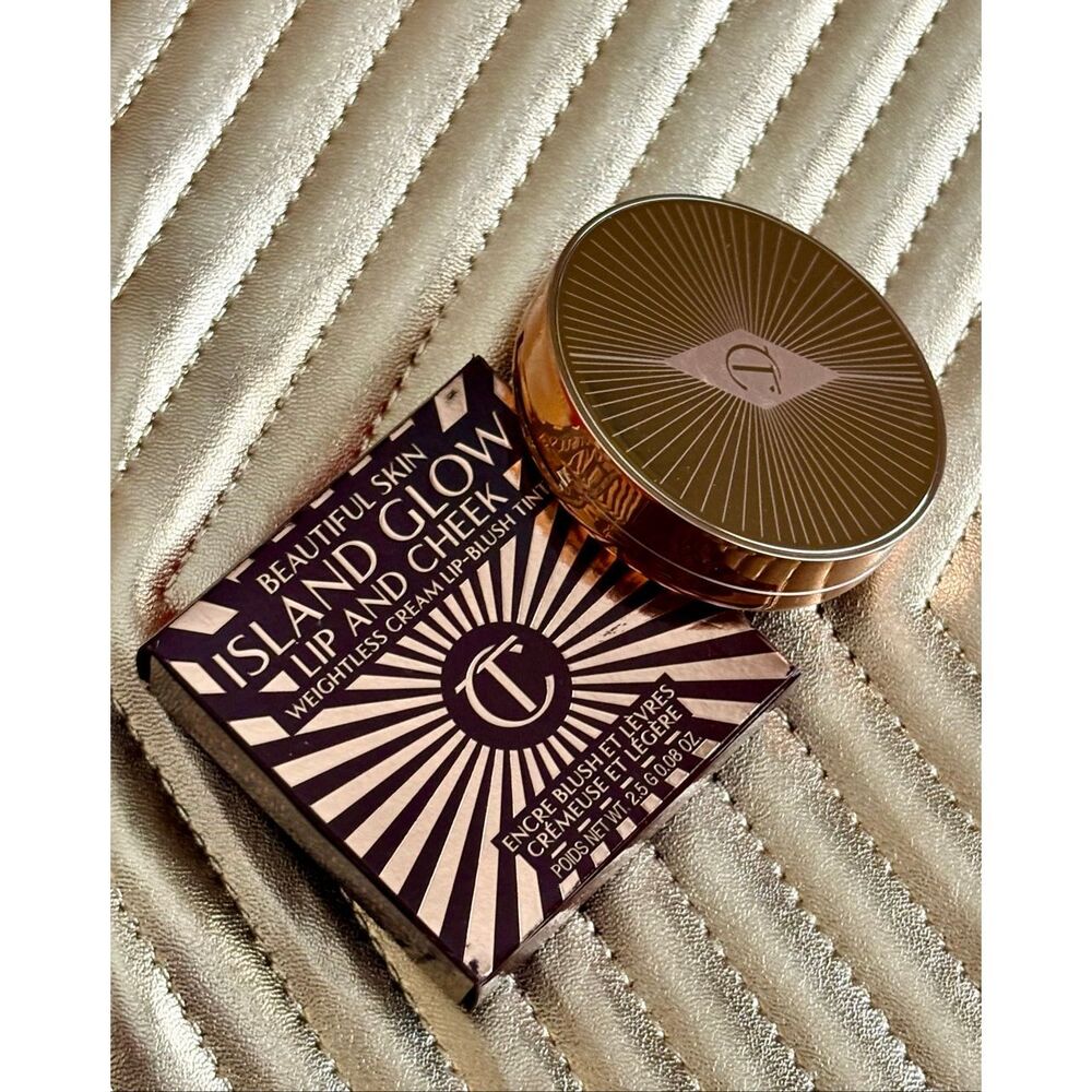 CHARLOTTE TILBURY -Beautiful Skin Island Glow Lip & Cheek Tint/Sun Blushed Glow - Picture 2 of 10